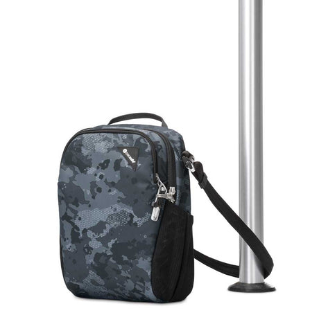 Pacsafe Vibe 200 anti-theft compact travel bag