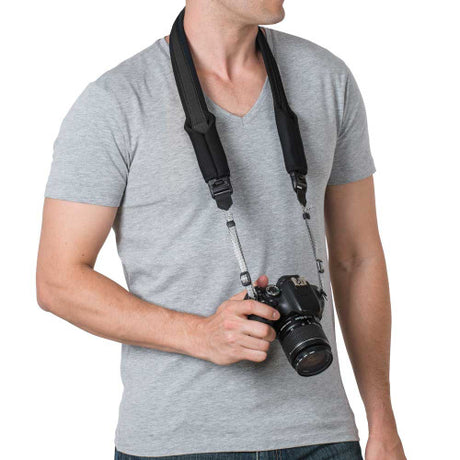 Pacsafe Carrysafe 75 GII secure camera neck strap