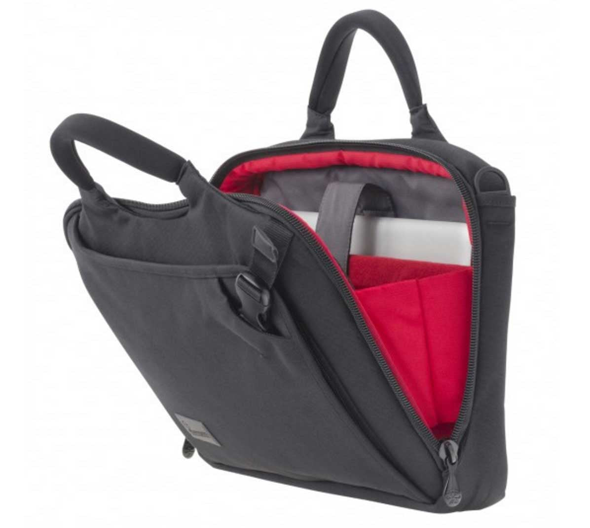 Crumpler Dry Red No 7 laptop briefcase