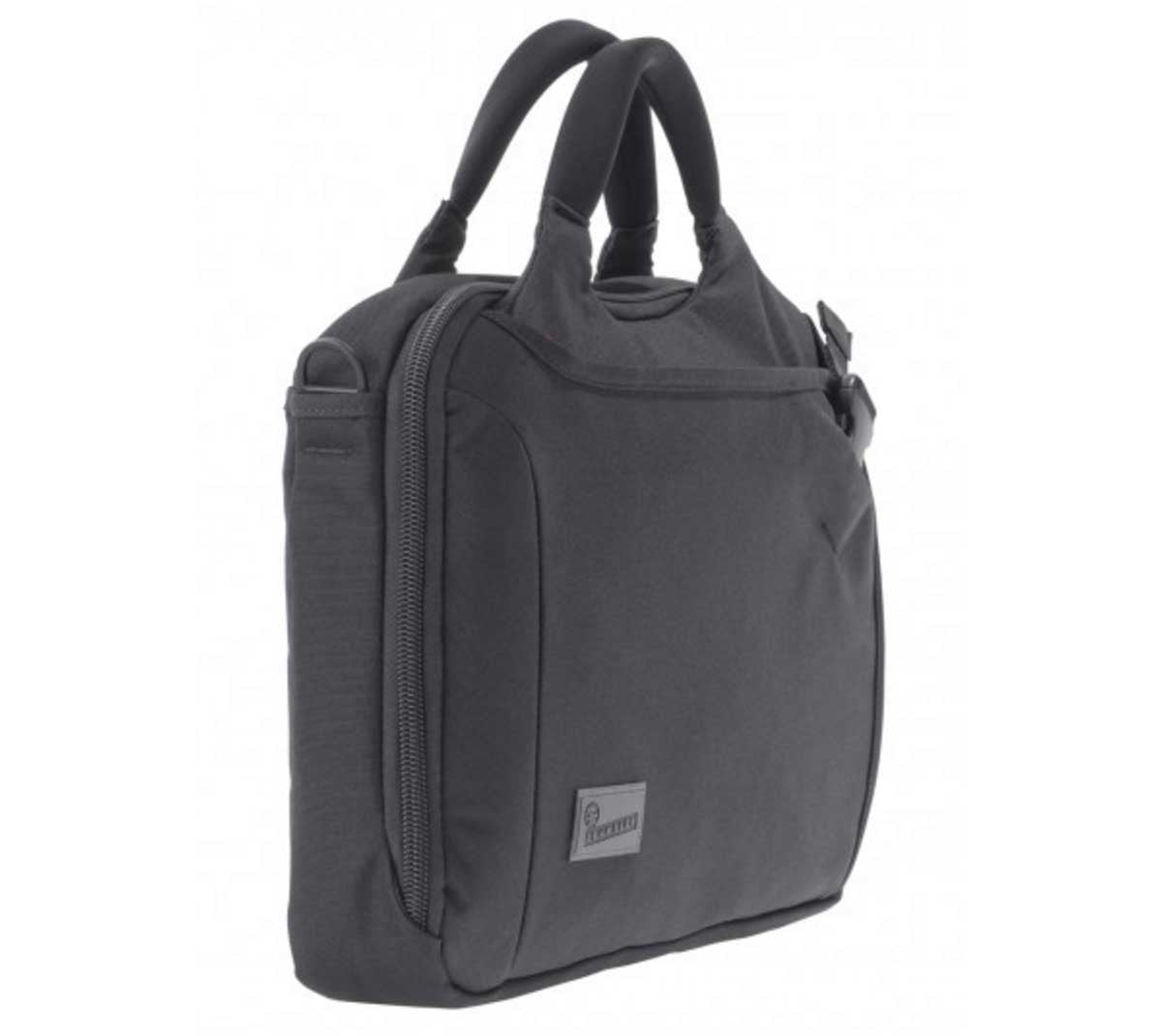 Crumpler Dry Red No 7 laptop briefcase