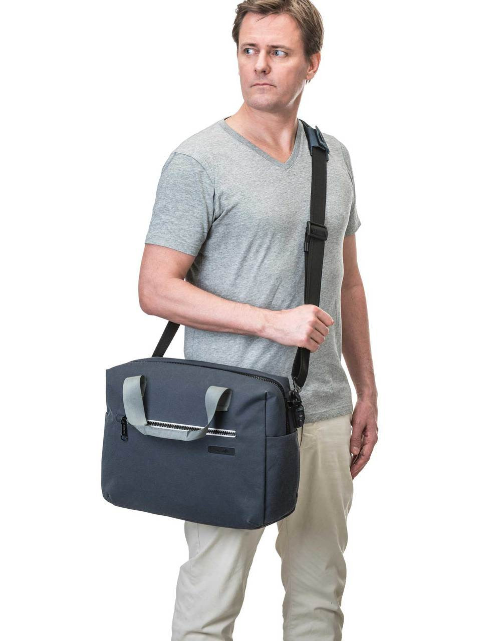Pacsafe Intasafe Brief anti-theft laptop bag