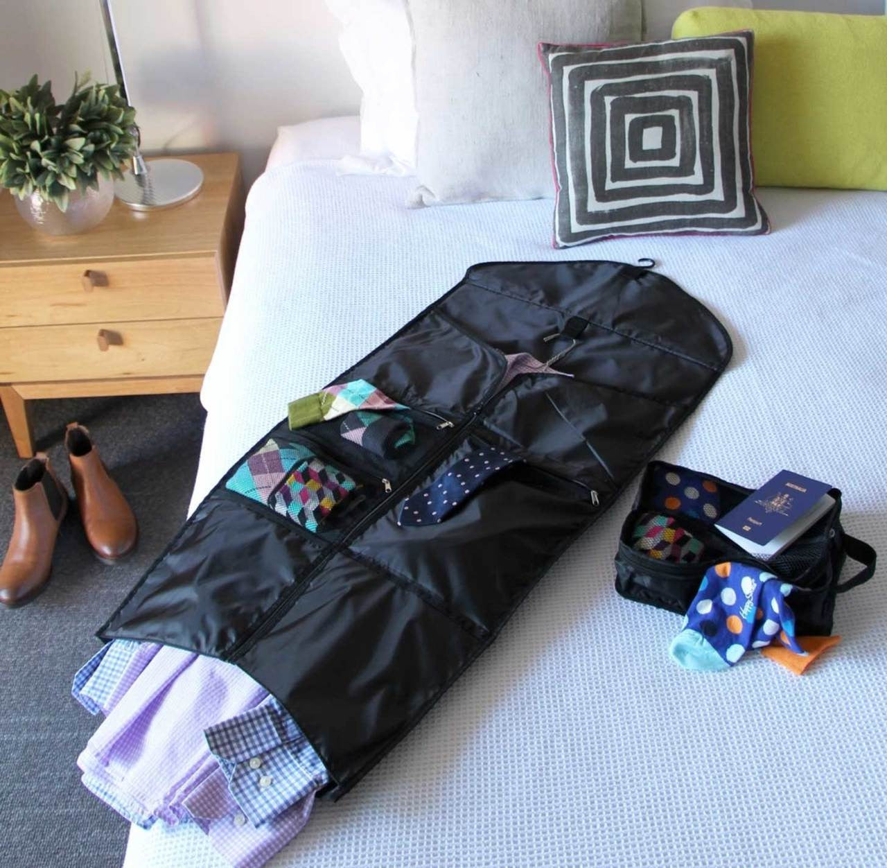 LaPoche Outfit organiser