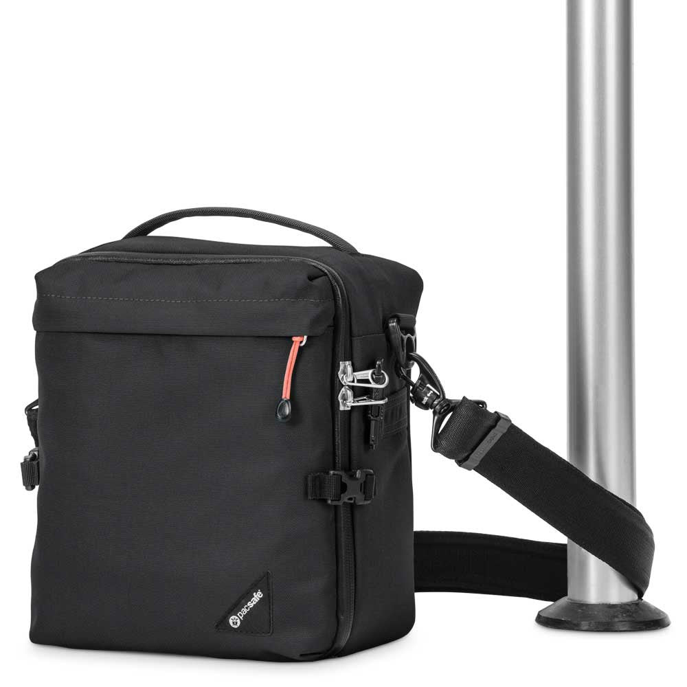 Pacsafe Camsafe LX8 anti-theft camera shoulder bag