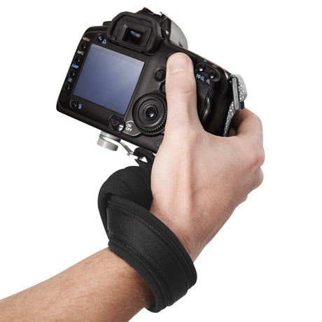 Pacsafe Carrysafe 50 anti-theft DSLR camera wrist strap